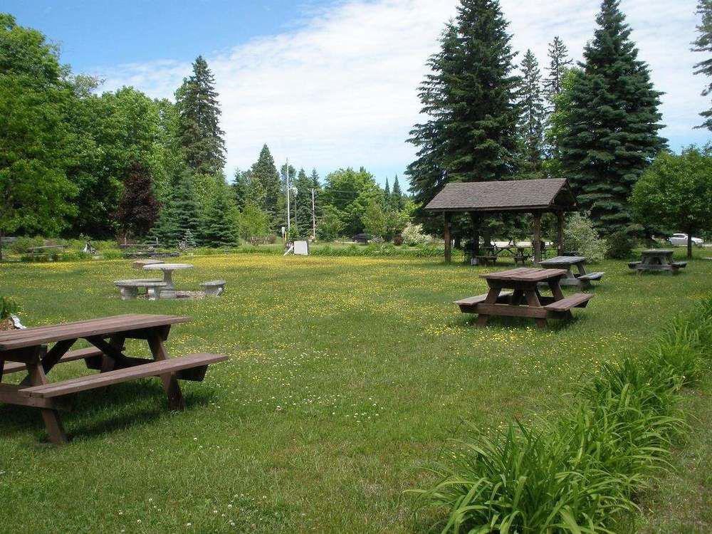Dwight Riverside Inn Εξωτερικό φωτογραφία