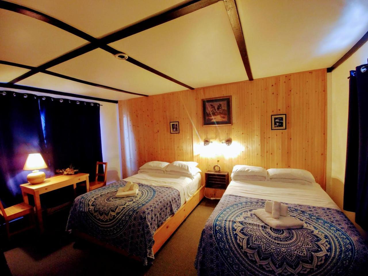 Dwight Riverside Inn Εξωτερικό φωτογραφία
