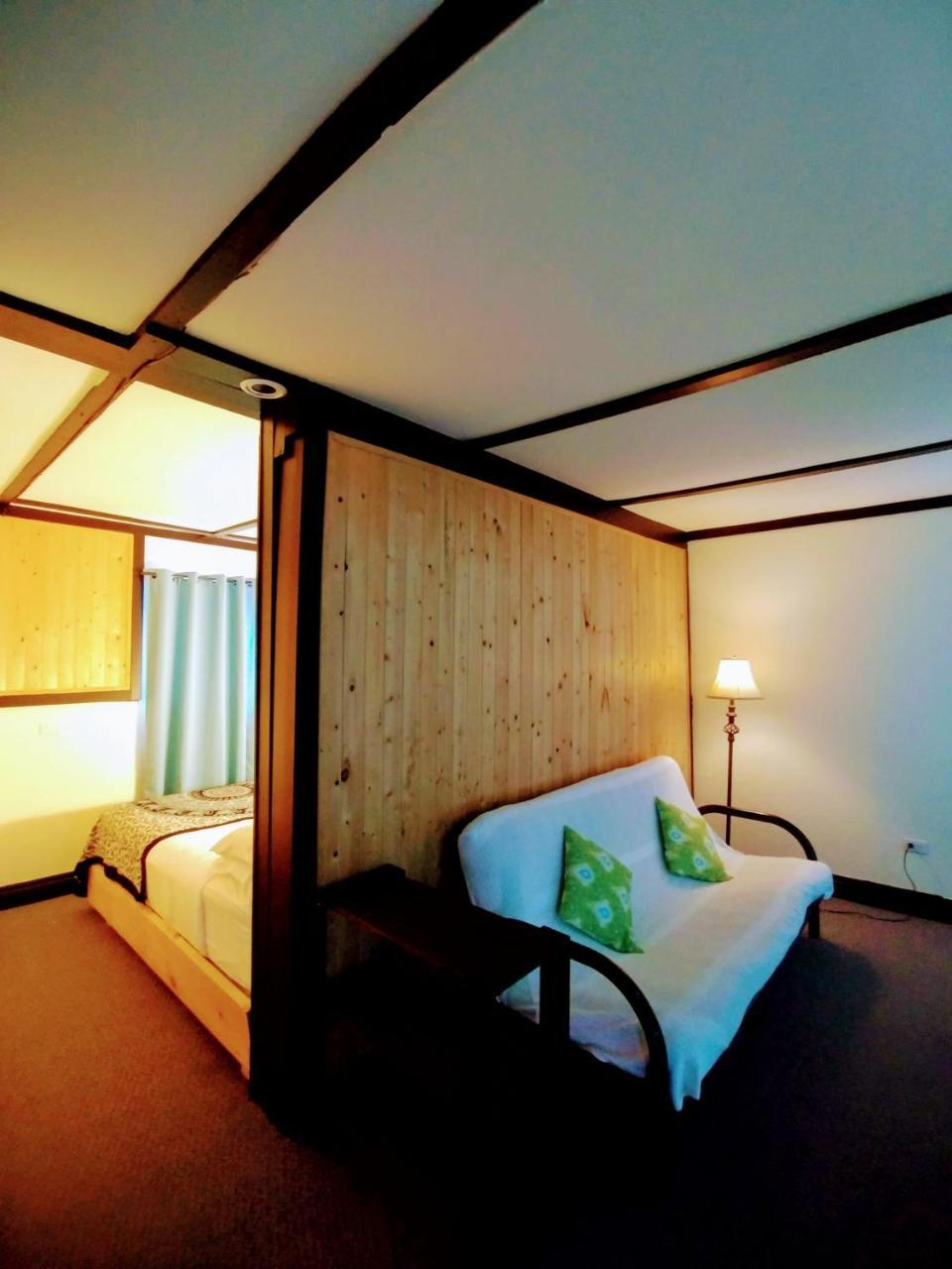 Dwight Riverside Inn Εξωτερικό φωτογραφία