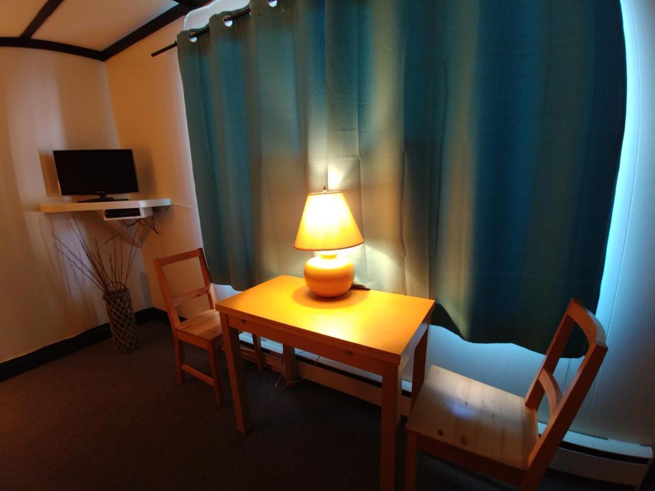 Dwight Riverside Inn Εξωτερικό φωτογραφία